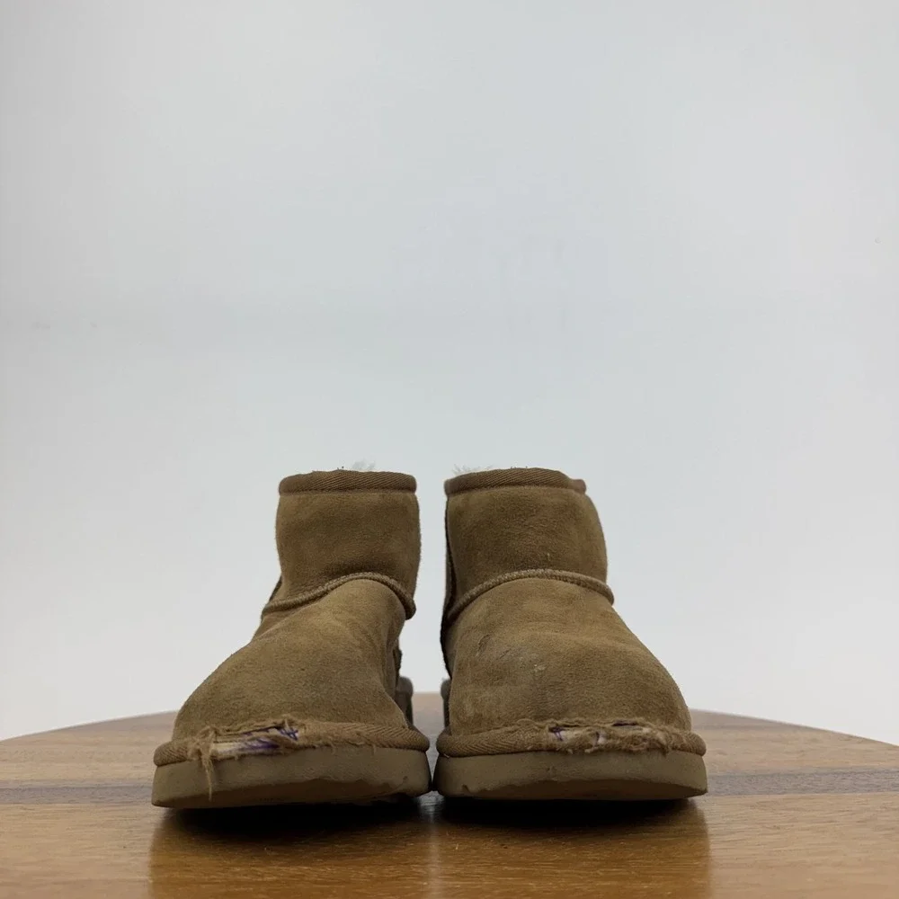 Little Kids Ugg Classic Mini II Chestnut Shearling Lined Comfort Boots Size 13 C